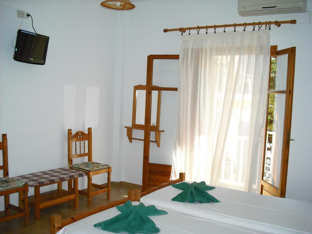 Anastasis Rental Rooms Skiáthos Rom bilde